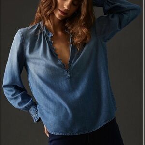Cloth and stone Henley buttoned shirt size Large, elastic cuffs, denim look top